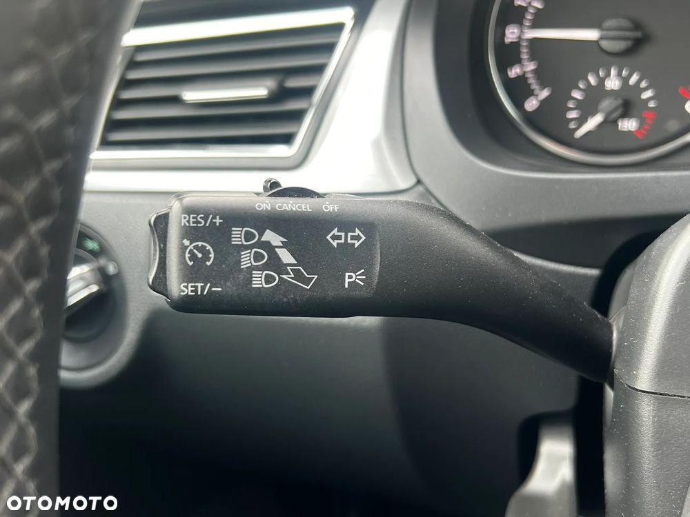 Skoda RAPID Spaceback 1.6 TDI Elegance - 21