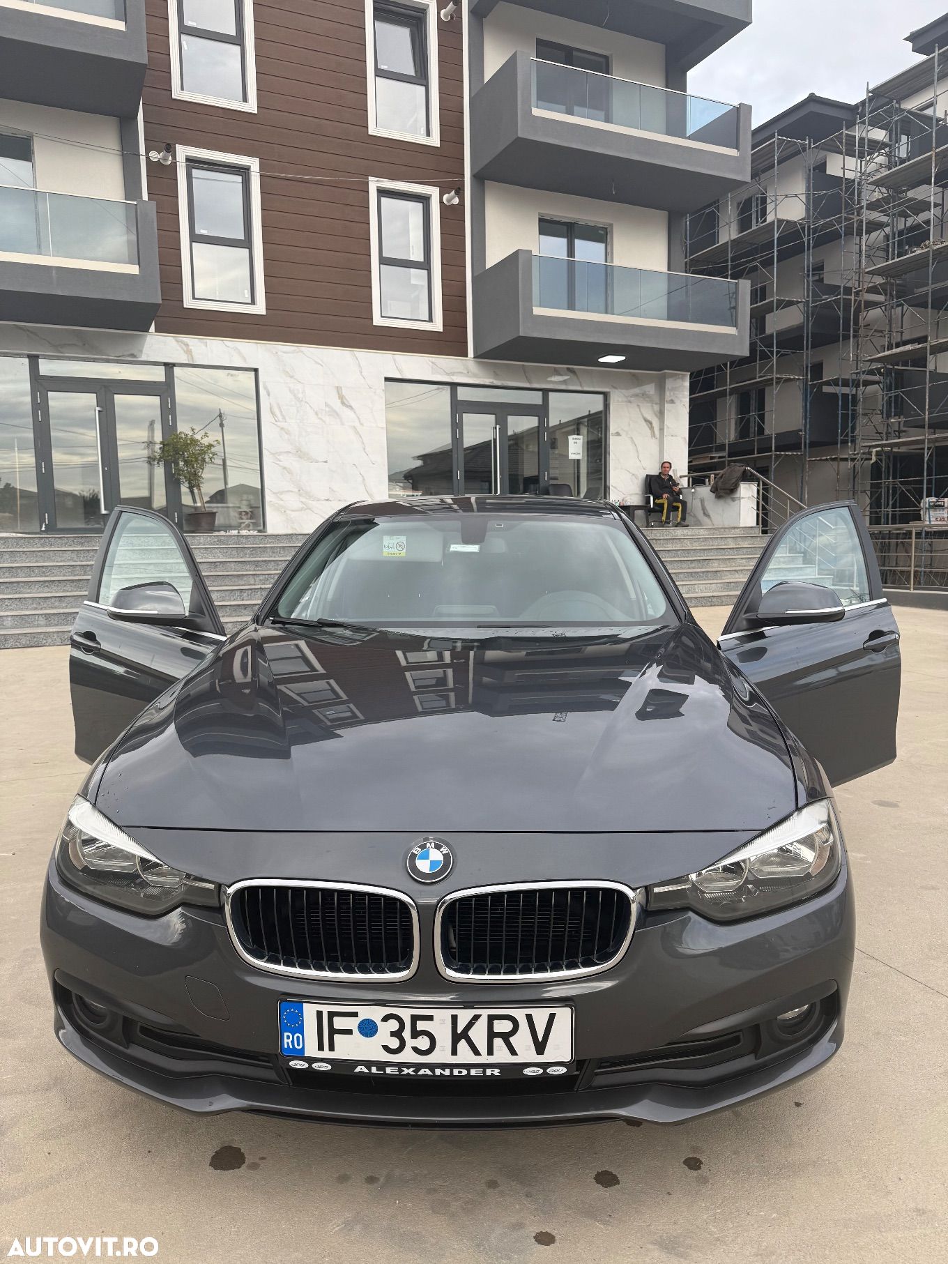 BMW Seria 3 - 1