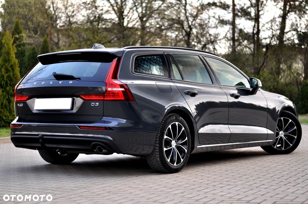 Volvo V60 D3 Momentum Pro - 12