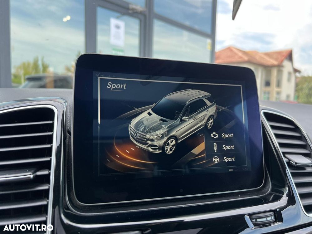 Mercedes-Benz GLE - 16