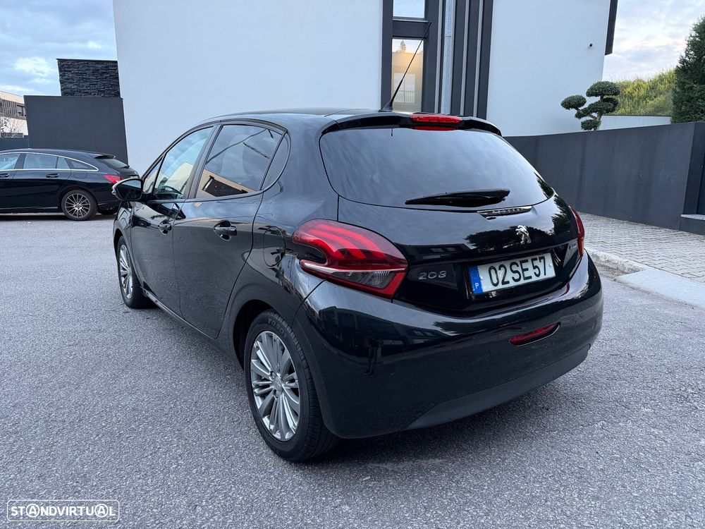 Peugeot 208 1.2 PureTech Style - 4