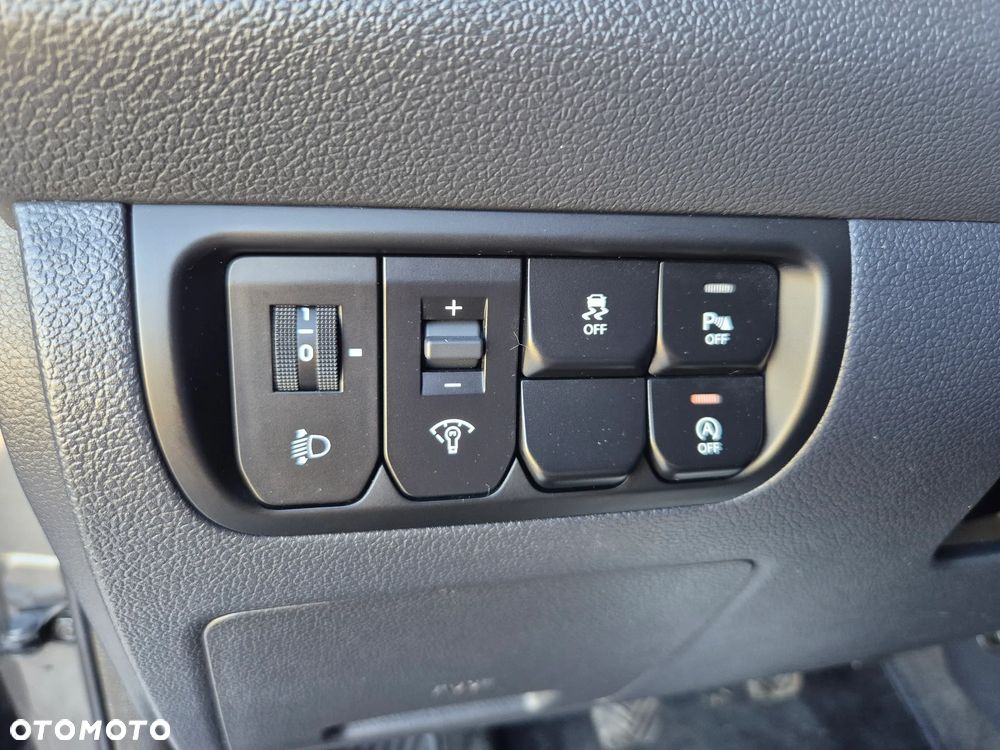 Kia Rio 1.2 Dream Team Edition - 14