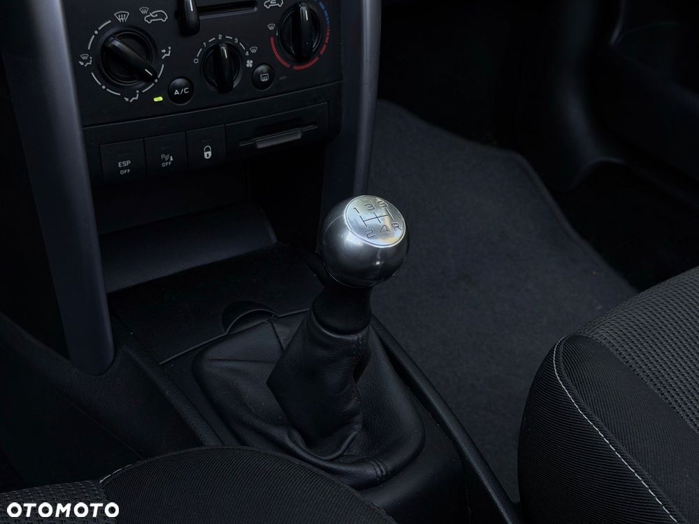 Peugeot 207 CC 1.6 Sport - 15
