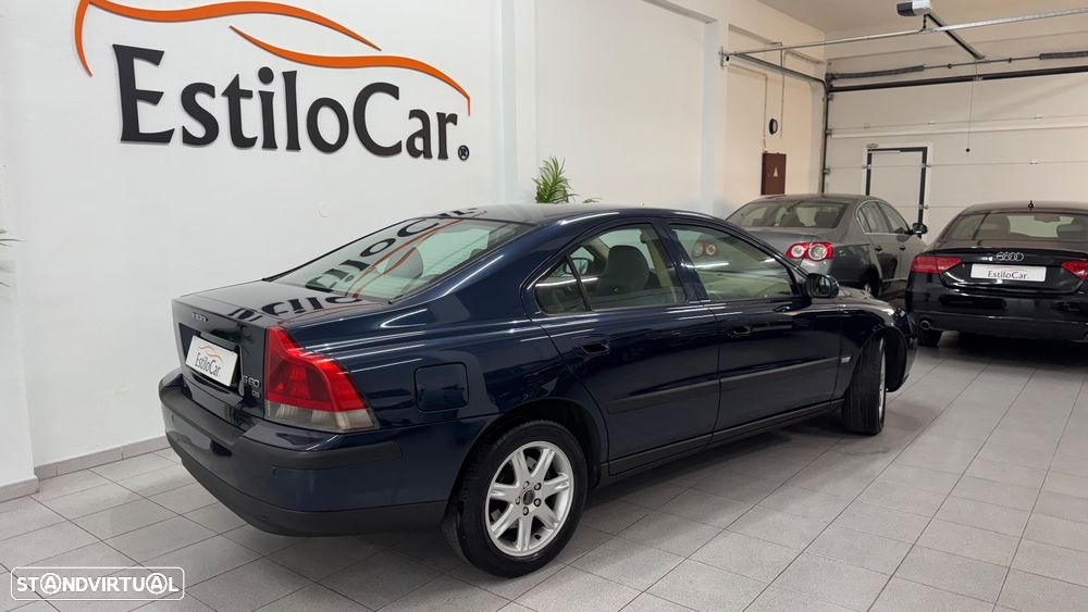 Volvo S60 2.4 D5 - 16