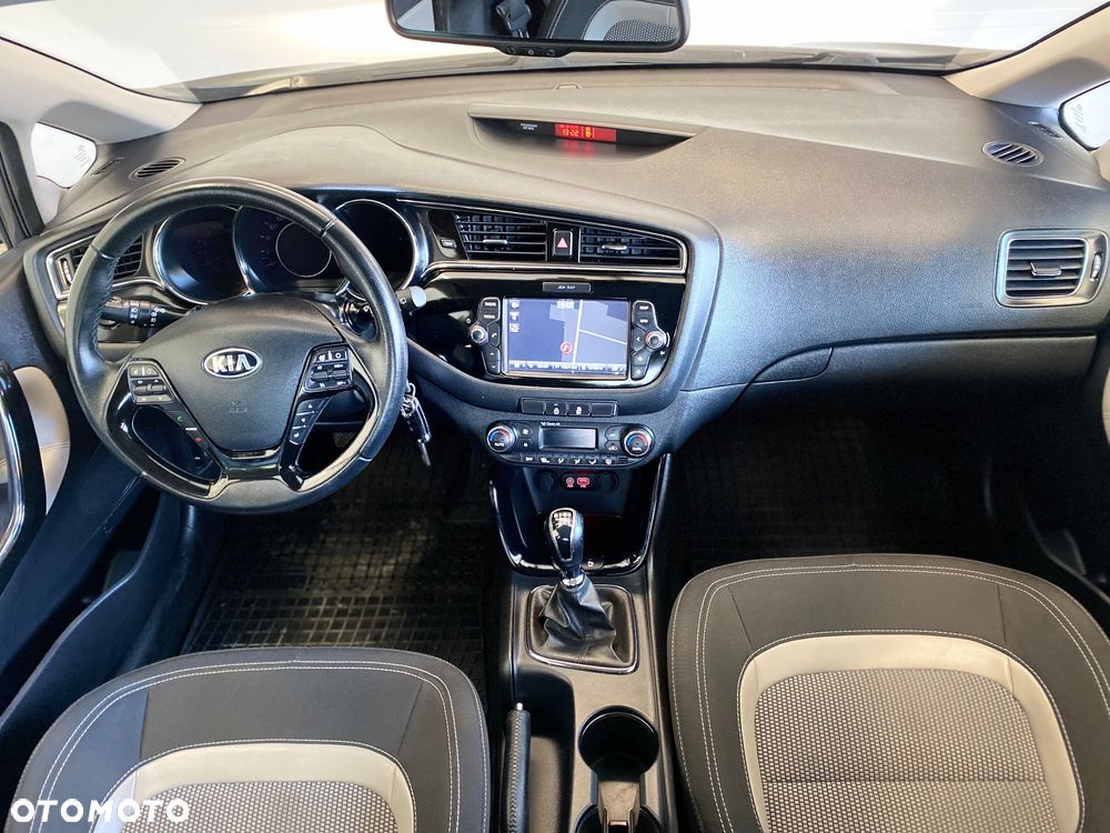 Kia Ceed 1.6 CRDi L - 11