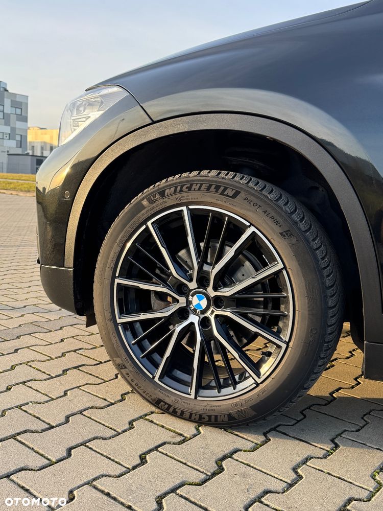BMW X1 sDrive18d - 15