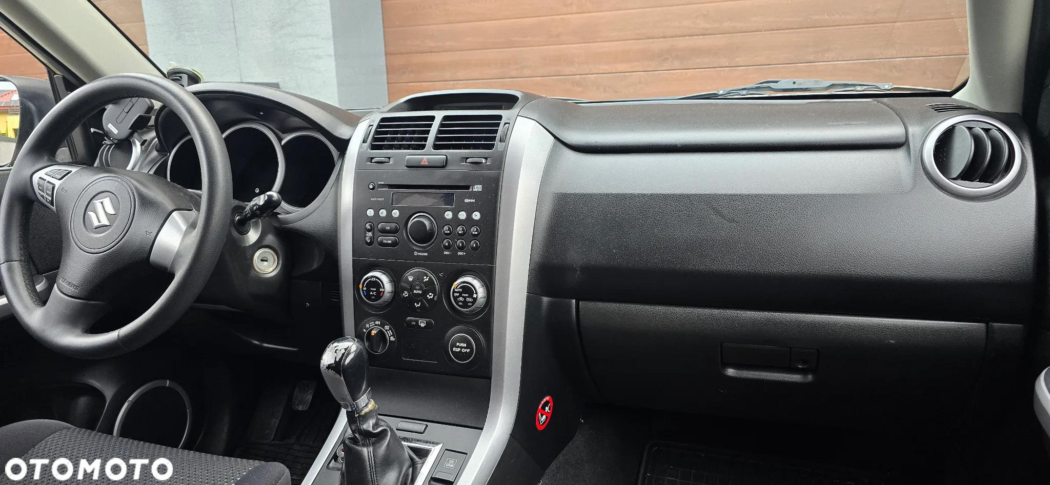 Suzuki Grand Vitara 1.9 DDiS Comfort - 19