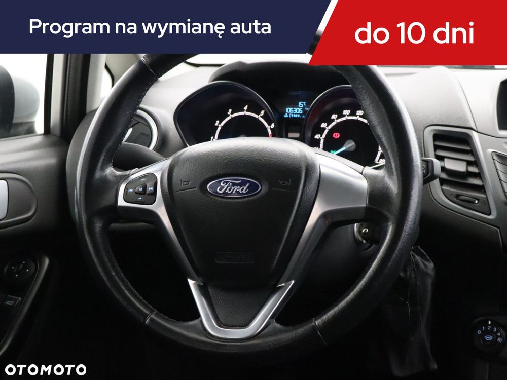 Ford Fiesta - 22