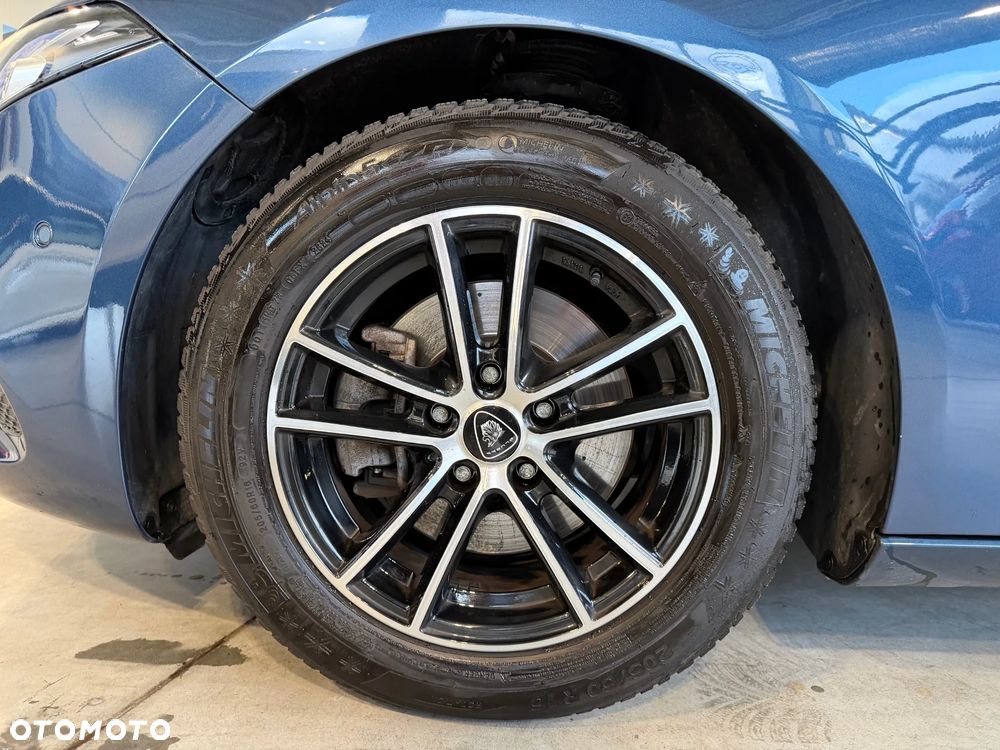 Mercedes-Benz Klasa A 200 7G-DCT Advanced AMG Line - 9