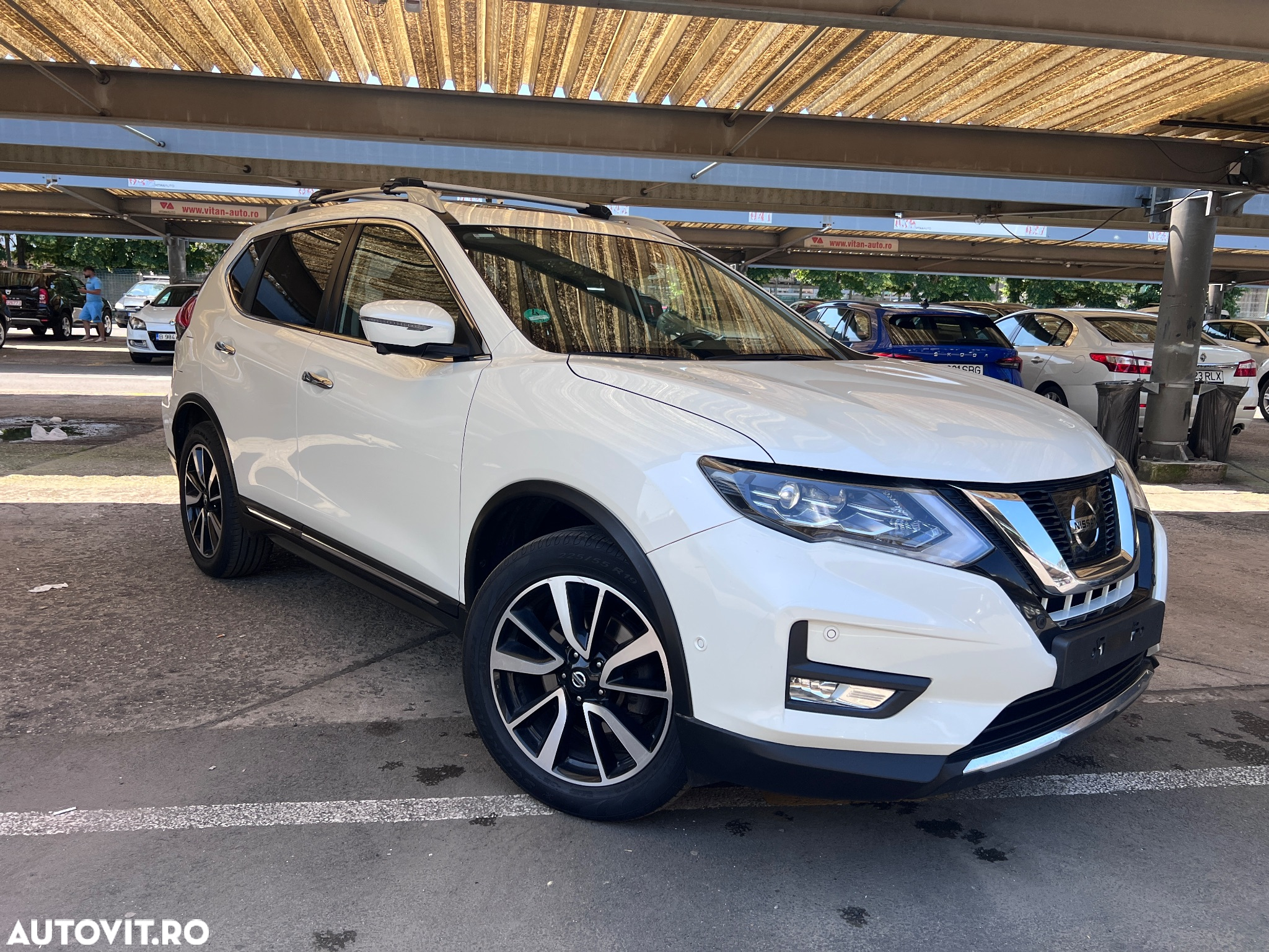 Nissan X-Trail - 2