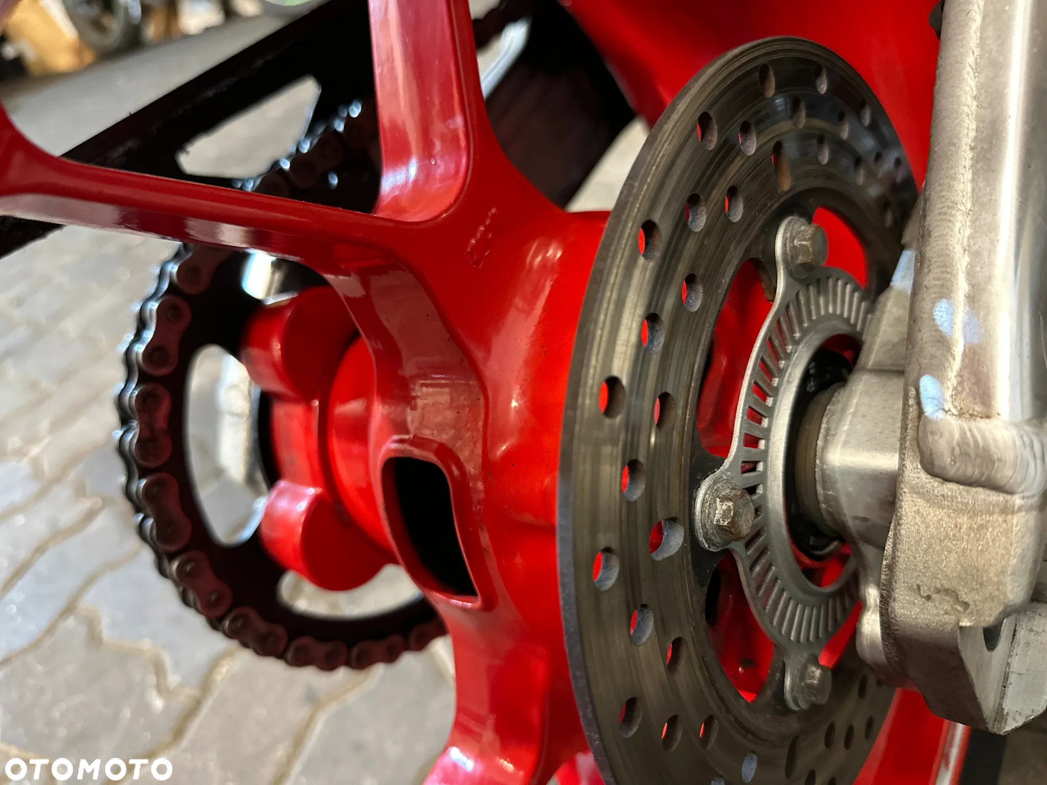 Aprilia RSV - 12