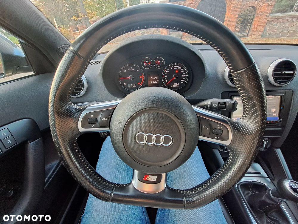 Audi A3 Sportback - 8