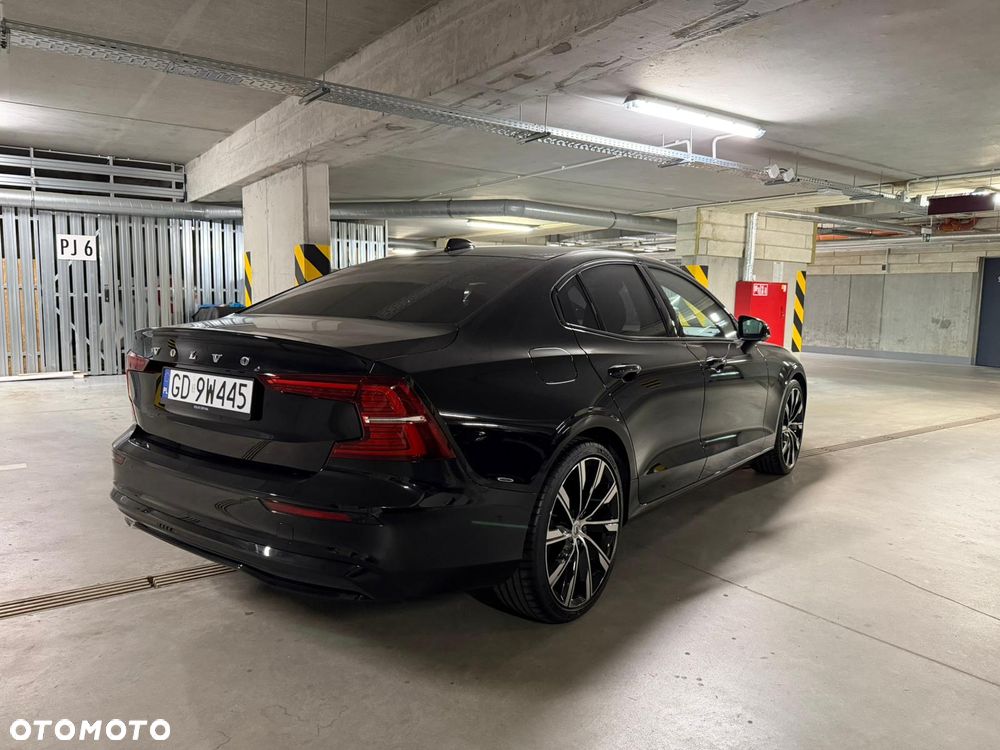 Volvo S60 B4 B Plus Dark - 4