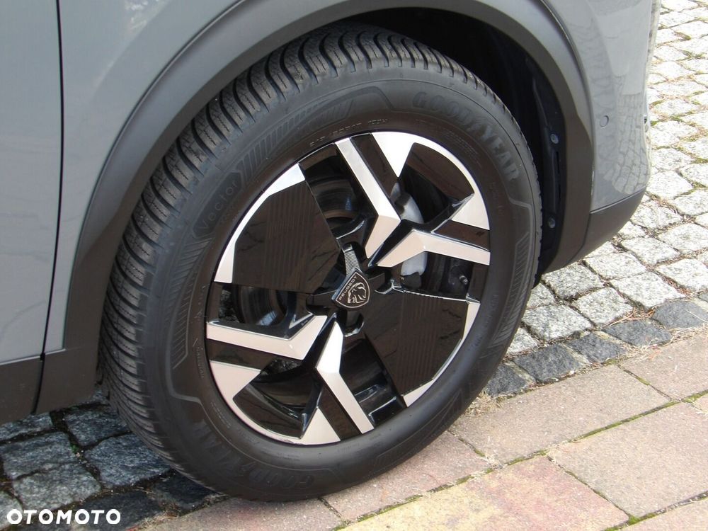 Peugeot 2008 1.2 PureTech Allure S&S EAT8 - 13