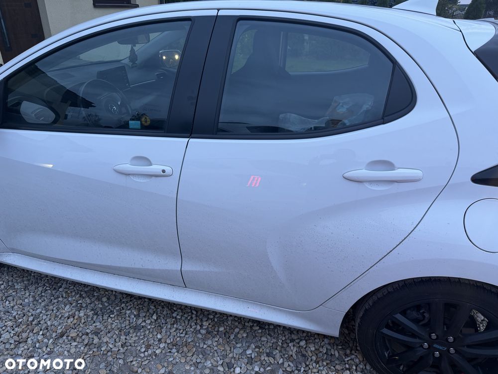 Toyota Yaris - 5