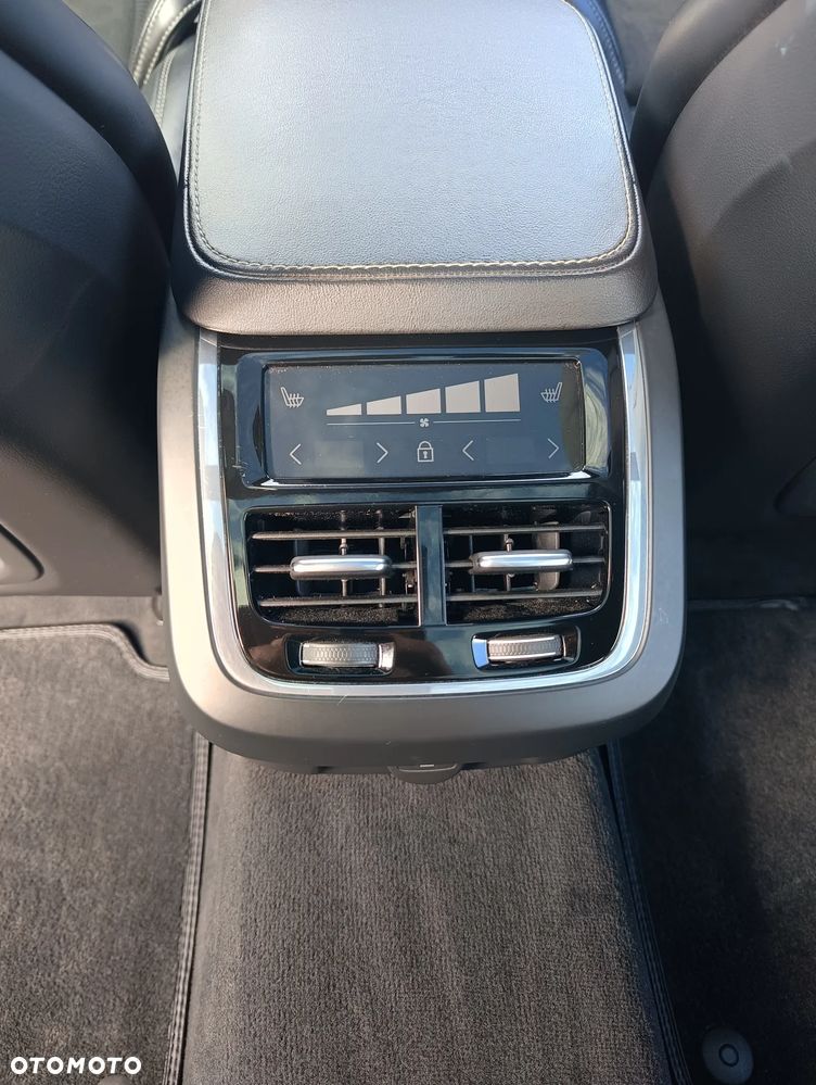 Volvo V90 - 16
