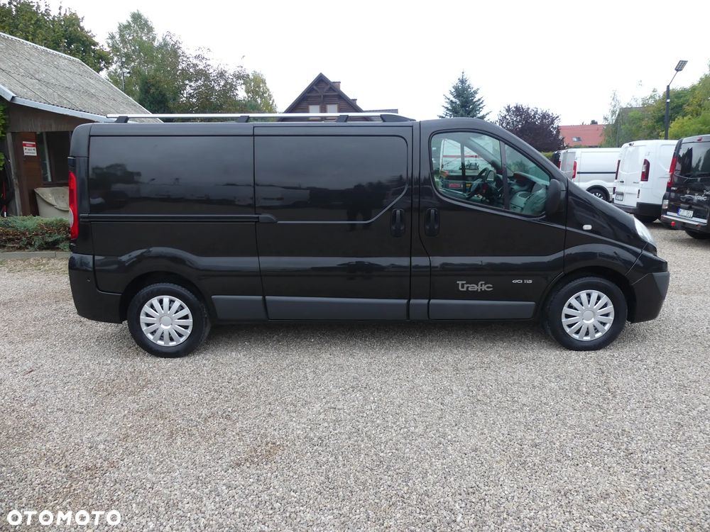 Renault TRAFIC - 9