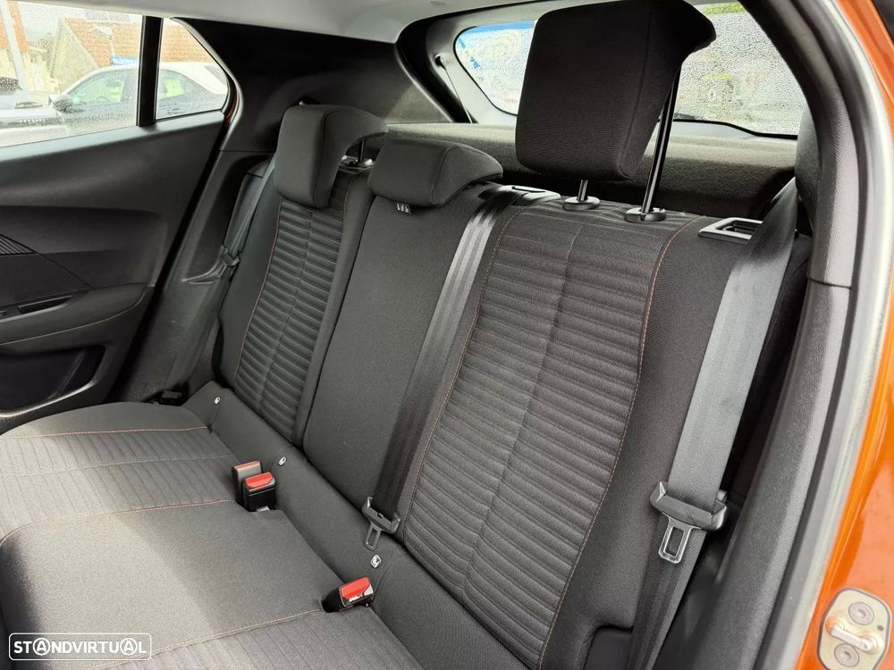 Peugeot e-2008 50 kWh Active - 22