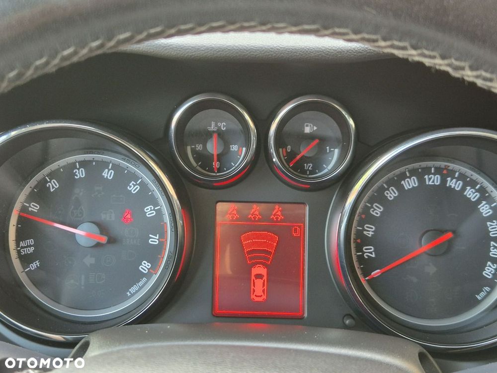 Opel Zafira - 15
