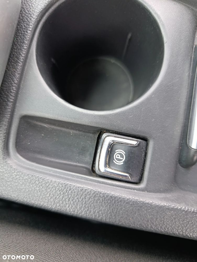Opel Astra 2.0 CDTI DPF Sport - 17
