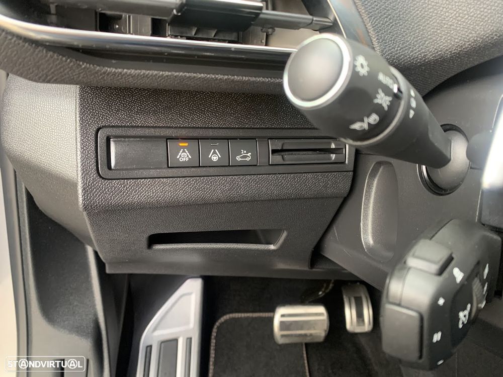 Peugeot 5008 1.5 BlueHDi GT Line J19 EAT8 - 11