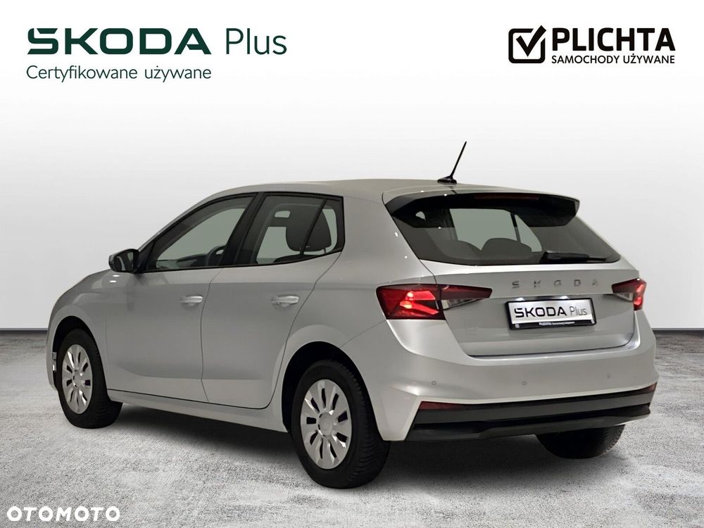 Skoda Fabia 1.0 Essence - 3