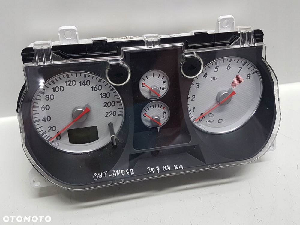 OUTLANDER I 03-06 LICZNIK ZEGARY MN151132 207tyś - 2