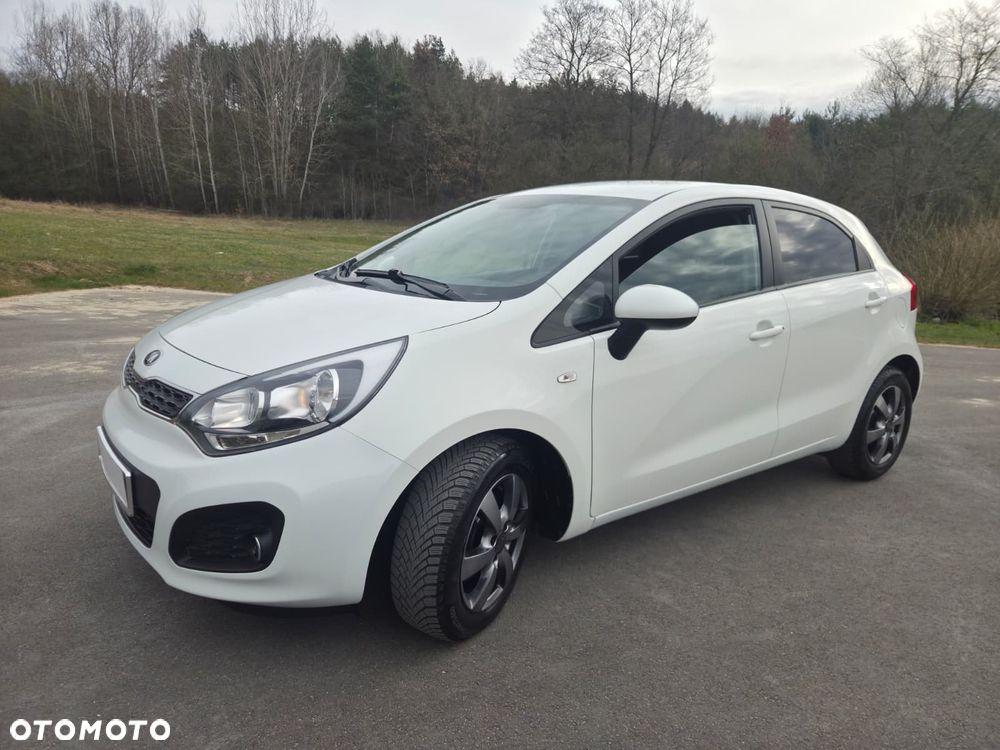 Kia Rio 1.2 L - 14