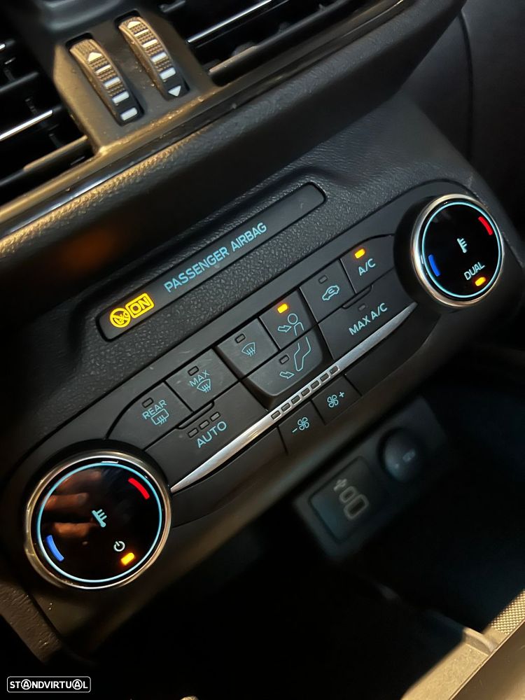 Ford Kuga 1.5 EcoBoost ST-Line - 30