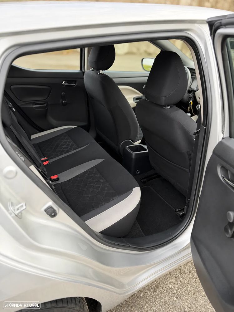 Nissan Micra - 2