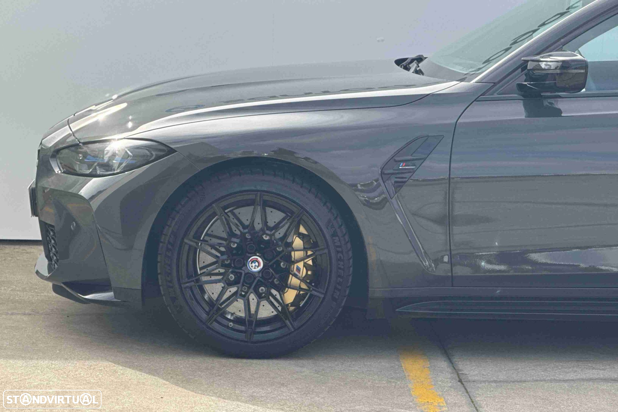 BMW M3 Competition xDrive - 4