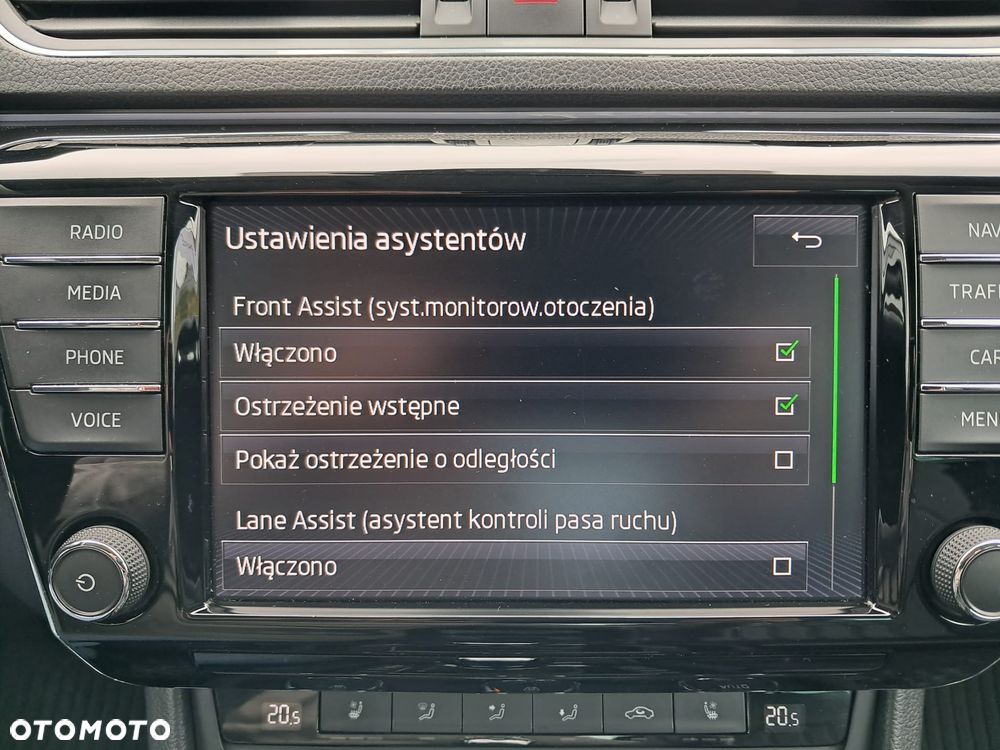 Skoda Superb 2.0 TDI L&K DSG - 20