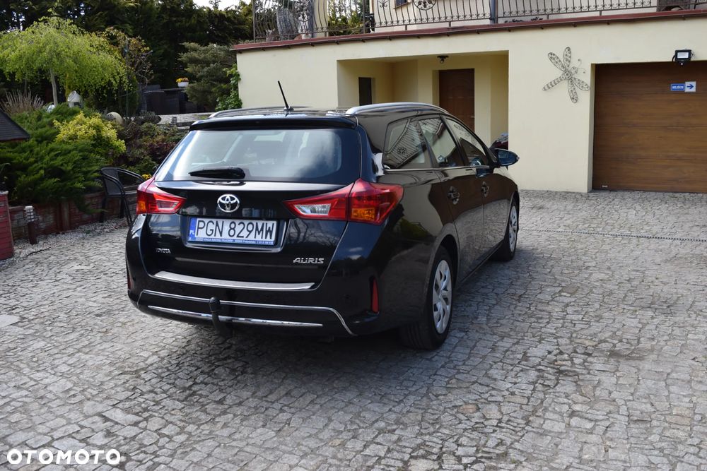 Toyota Auris 1.4 D-4D Design Edition - 6