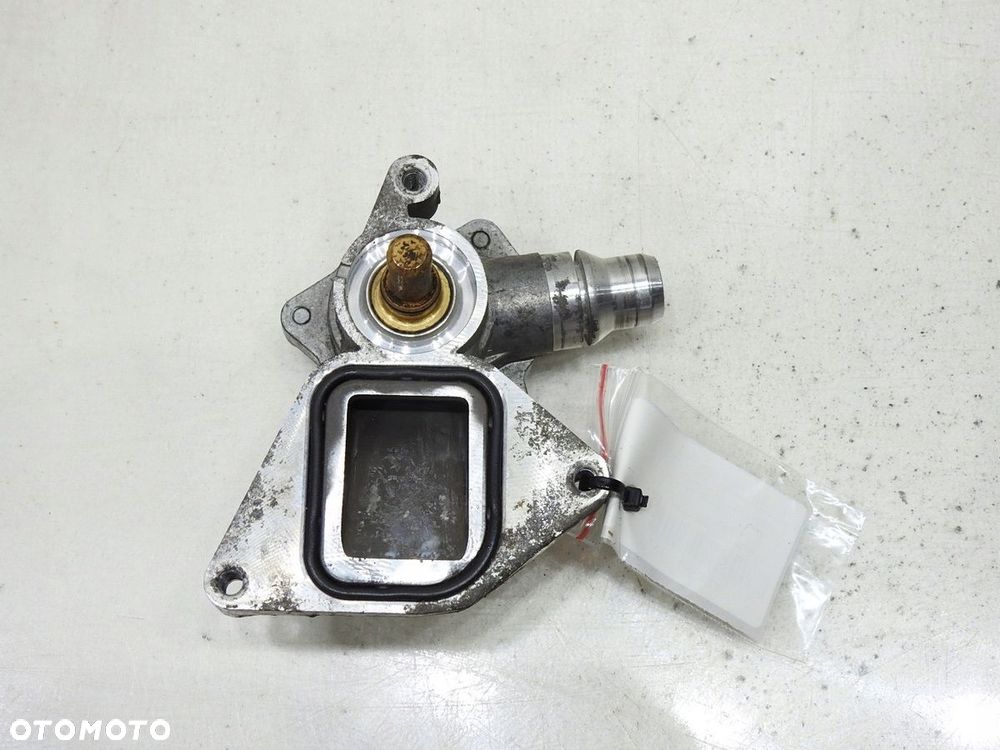 TERMOSTAT CHŁODNICZKI OLEJU SKRZYNI BMW 3 E90 2.0D - 5