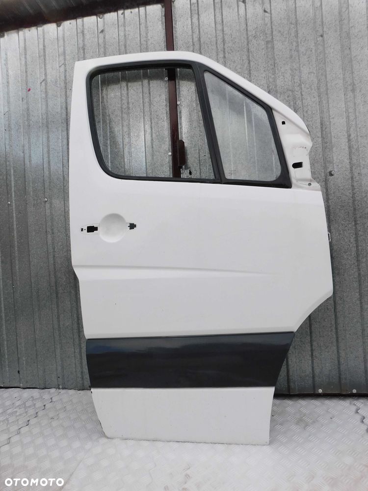 Drzwi Przednie Prawe Pasażera Mercedes Sprinter W906 VW Crafter BIAŁE OEM