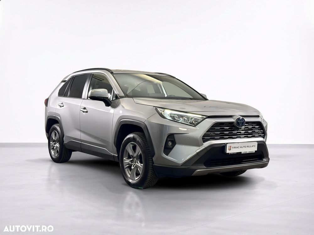 Toyota RAV4 - 8