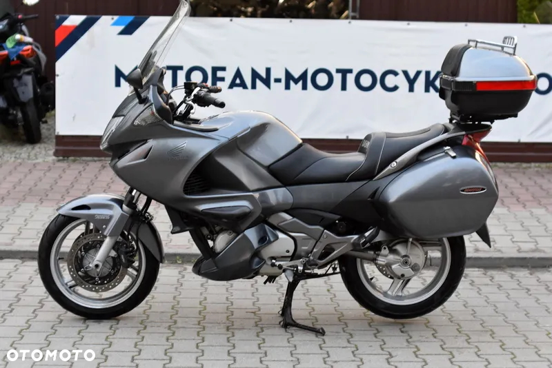 Honda NTV - 17