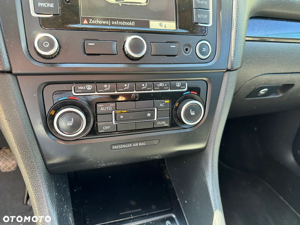 Volkswagen Golf - 15
