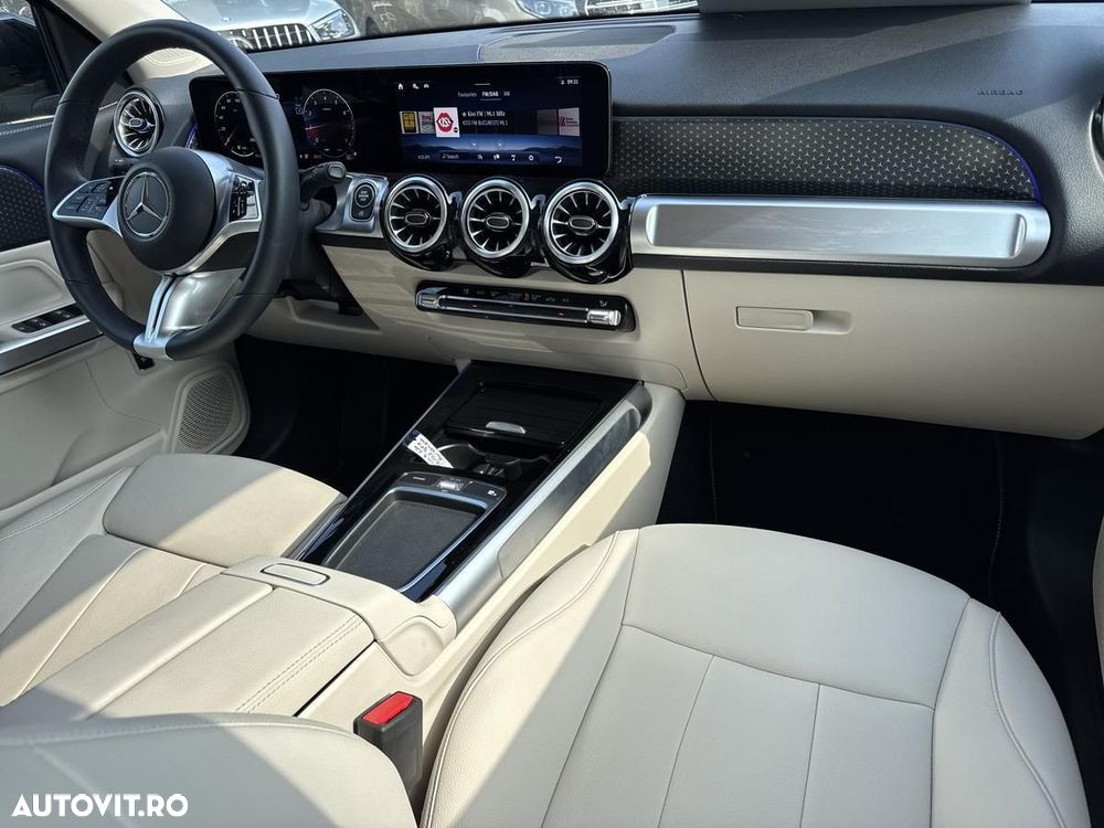 Mercedes-Benz GLB - 13