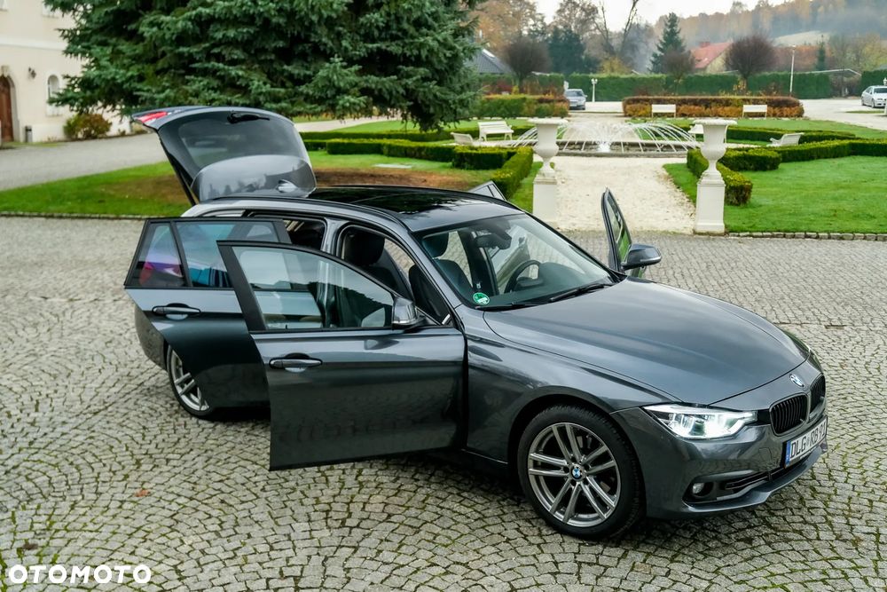 BMW Seria 3 318d Luxury Line - 13