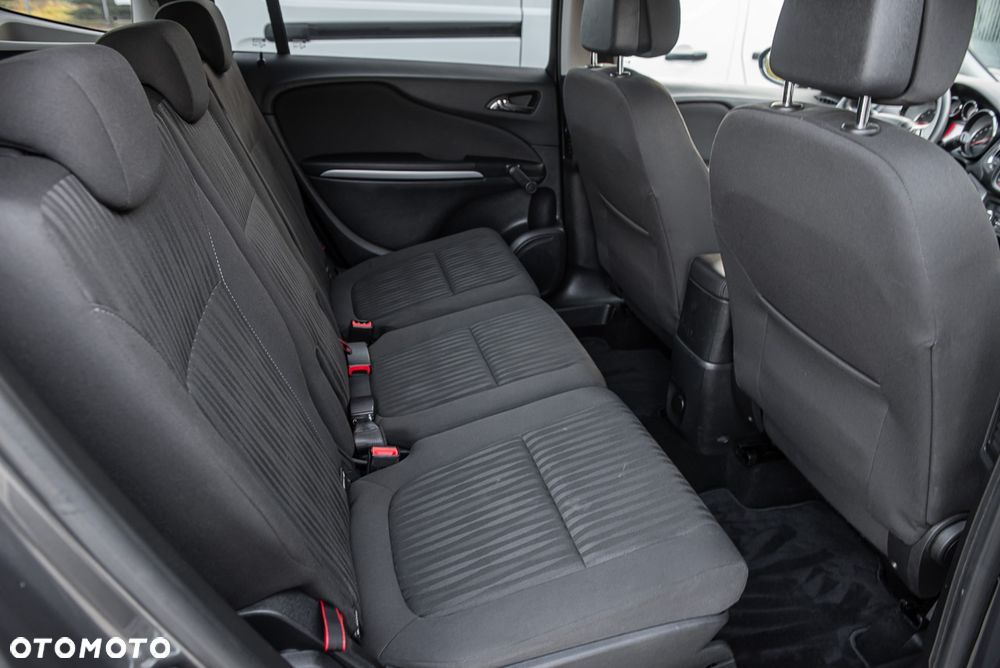 Opel Zafira - 14