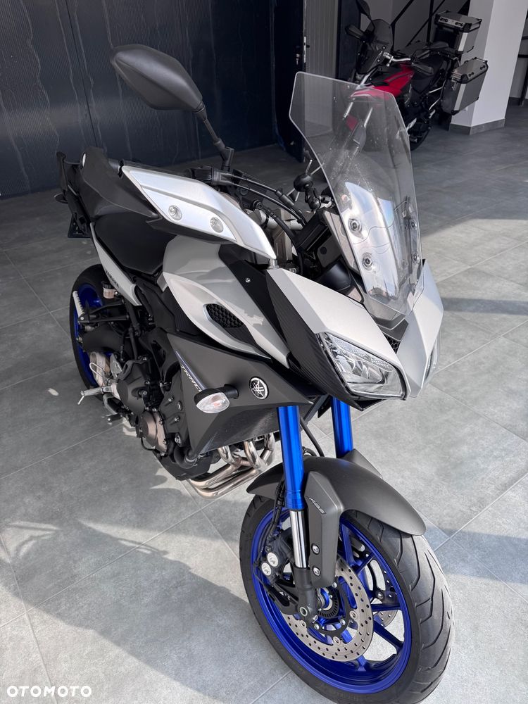 Yamaha MT - 2