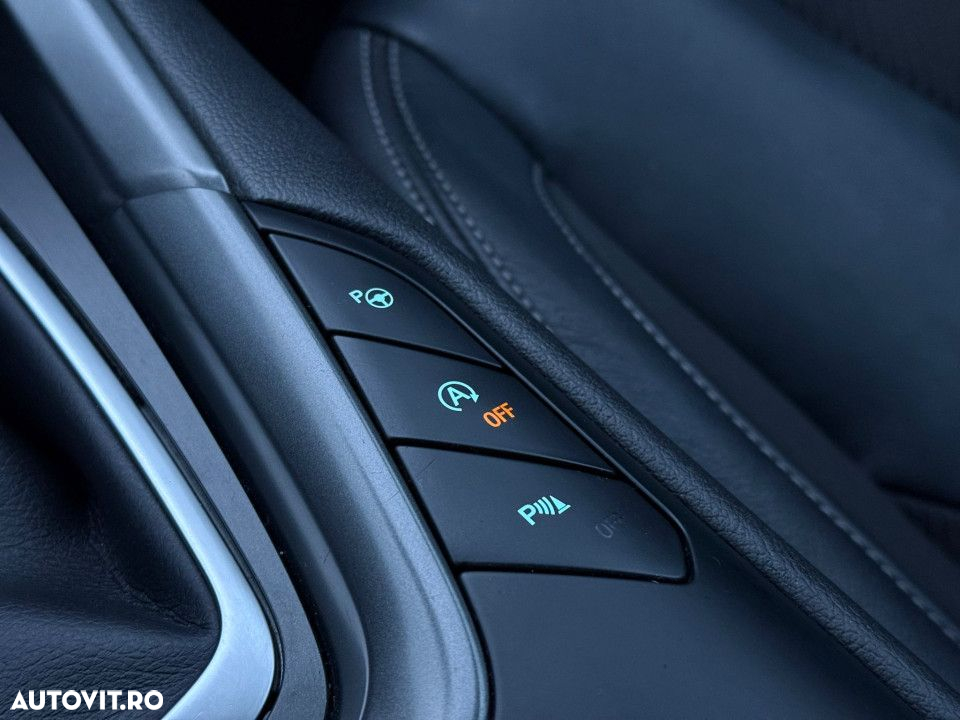 Ford Mondeo 2.0 TDCi Powershift Titanium - 25