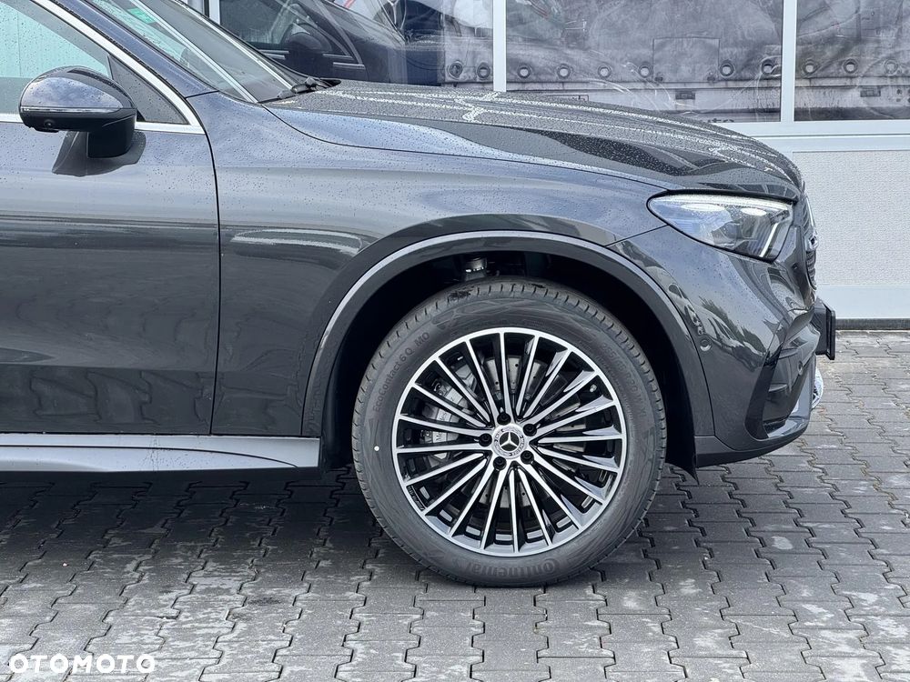Mercedes-Benz GLC 300 e 4-Matic AMG Line - 9
