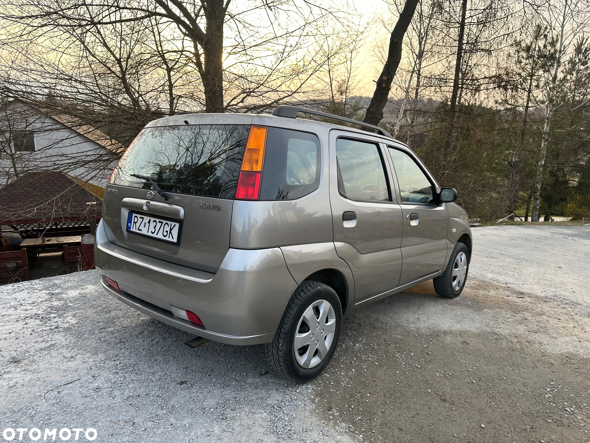 Suzuki Ignis - 4