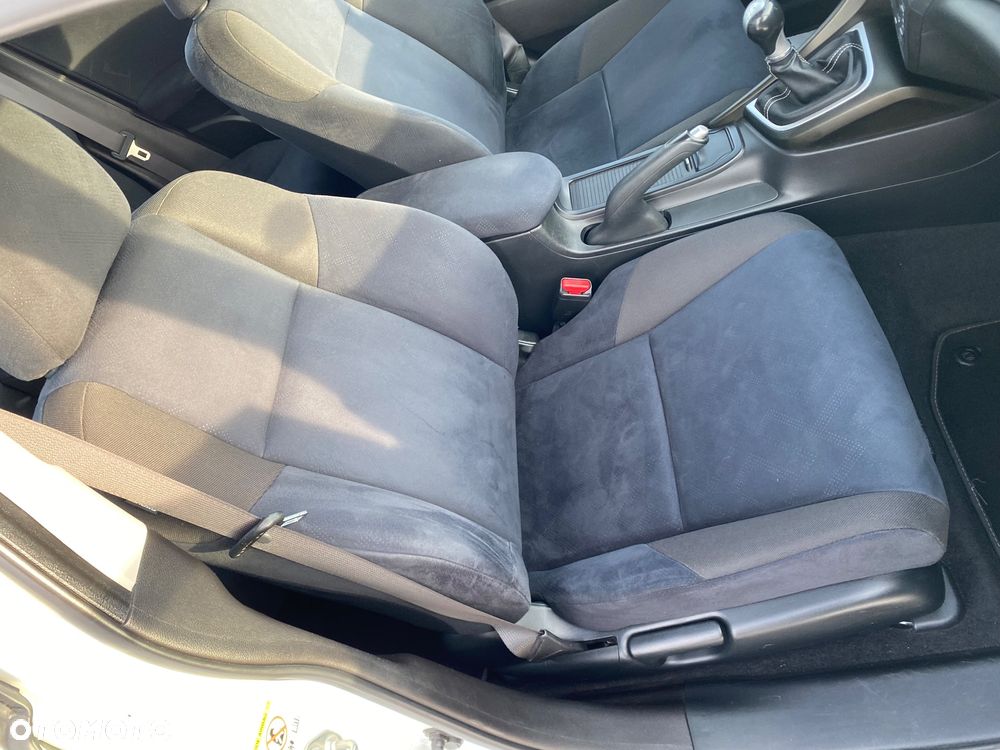 Honda Civic 1.4 i-VTEC Sport - 12