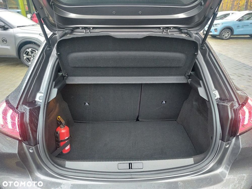 Peugeot 208 1.2 PureTech Allure S&S EAT8 - 9