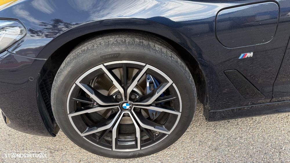 BMW 530 e Pack M — fotografia 11