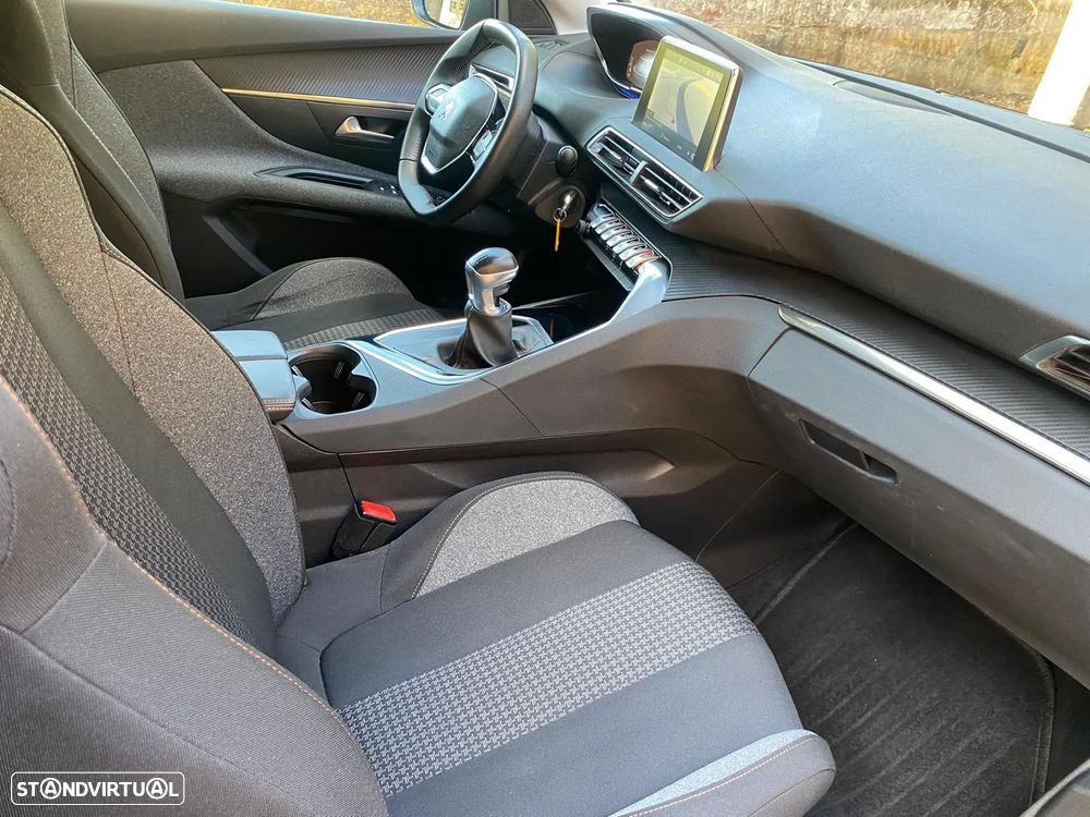 Peugeot 3008 1.5 BlueHDi Style - 15