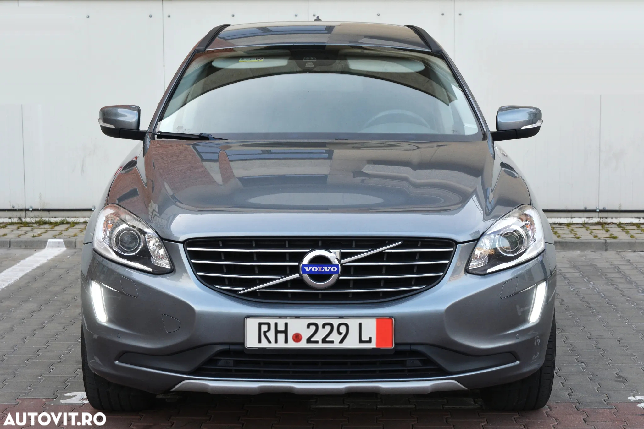 Volvo XC 60 D3 Geartronic Momentum - 21